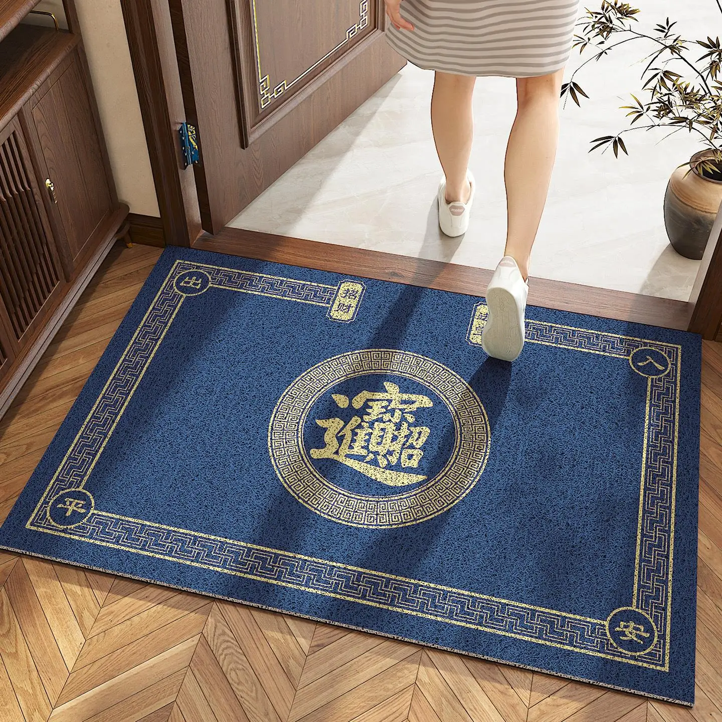 New Chinese Style Entrance Door Mat Silk Circle Mat Safe Entry Dust Removal Foot Pad Home Decorative Floor Mat PVC Material
New Chinese Style Entrance Door Mat Silk Circle Mat Safe Entry Dust Removal Foot Pad Home Decorative Floor Mat PVC Material