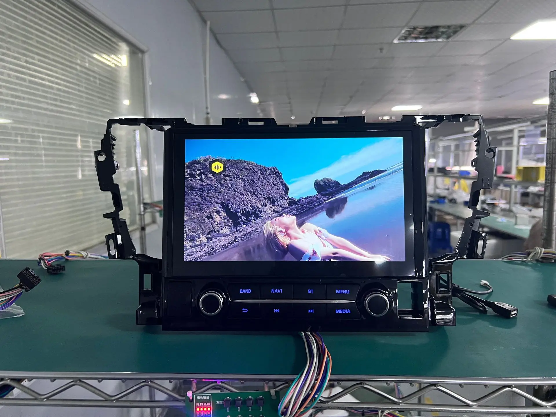 12,1-дюймовый автомобильный радиоприемник Android14 с экраном Tesla, мультимедийный плеер для Toyota Alphard 37,fire A30 2015-2020, автомобильный навигационный DSP
12,1-дюймовый автомобильный радиоприемник Android14 с экраном Tesla, мультимедийный плеер для Toyota Alphard 37,fire A30 2015-2020, автомобильный навигационный DSP