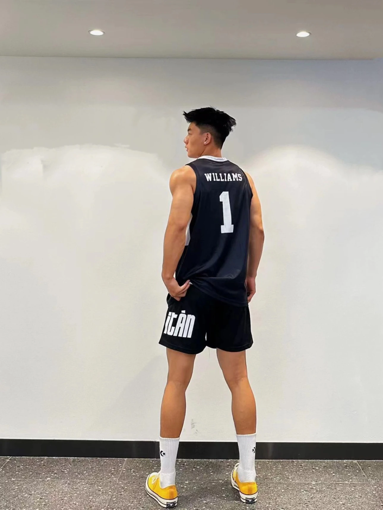 American Streetwear Baskeall Letter Print orts Men's Summer Breathable Fitn Casual Pants above Knee Length
American Streetwear Baskeall Letter Print orts Men's Summer Breathable Fitn Casual Pants above Knee Length