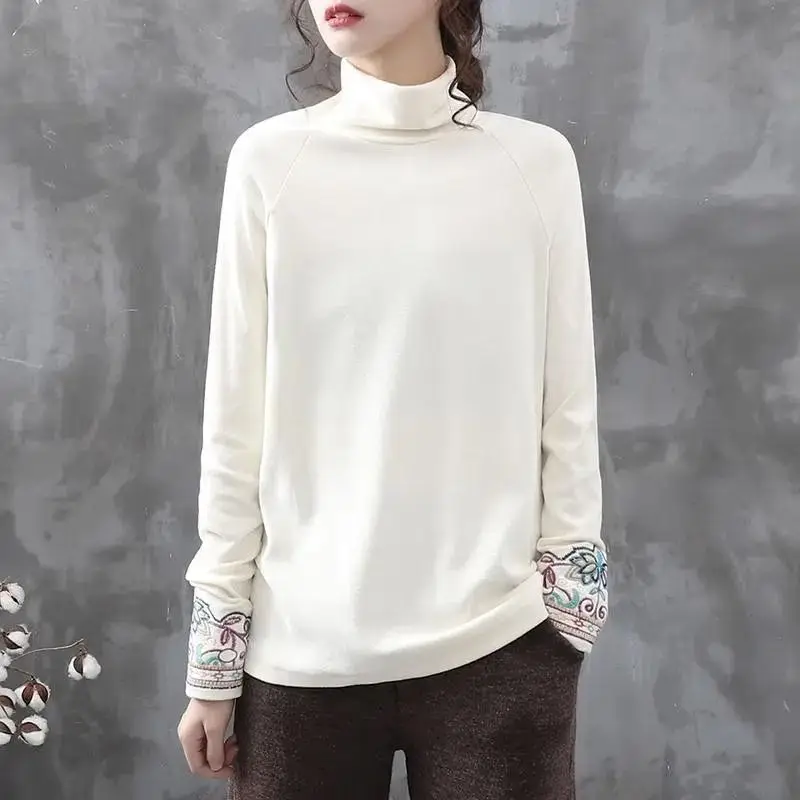 Autumn Winter New Embroidery All-match Bottoming Shirt Long Sleeve Simplicity Vintage T Shirt Tops Casual Harajuku Women Clothes
Autumn Winter New Embroidery All-match Bottoming Shirt Long Sleeve Simplicity Vintage T Shirt Tops Casual Harajuku Women Clothes