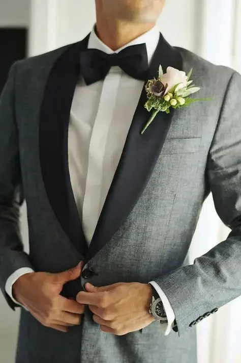 Latest Coat Pant Designs Grey Shawl Lapel Men Suit Formal Wedding Suits for Men High Street Slim Fit Skinny 2Piece Custom Tuxedo
Latest Coat Pant Designs Grey Shawl Lapel Men Suit Formal Wedding Suits for Men High Street Slim Fit Skinny 2Piece Custom Tuxedo
