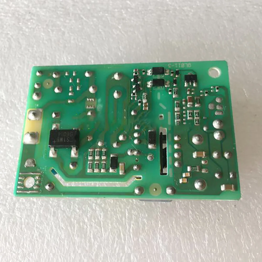 LFA10F-5 For COSEL Switching Power Supply 5V 2.0A AC100-240V 0.26A Original Disassembly
LFA10F-5 For COSEL Switching Power Supply 5V 2.0A AC100-240V 0.26A Original Disassembly