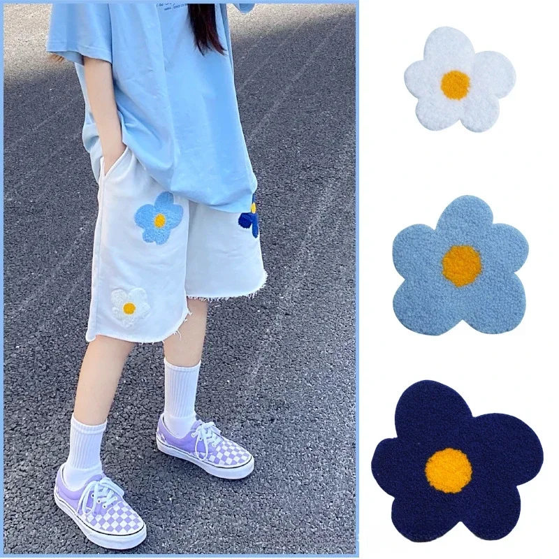 Cartoon Cute Towel Embroidered Flower Embroidered Patch Iron on Embroidery Patches for Clothing Kids Stickers & Patches Clothes
Cartoon Cute Towel Embroidered Flower Embroidered Patch Iron on Embroidery Patches for Clothing Kids Stickers & Patches Clothes