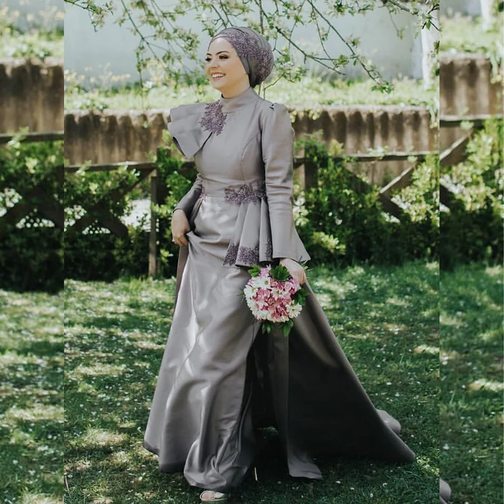 Vintage Muslim Wedding Dresses Long Sleeve High Neck Women Dress Appliques Ruched A Line Sweep Train Bridal Gowns Customized
Vintage Muslim Wedding Dresses Long Sleeve High Neck Women Dress Appliques Ruched A Line Sweep Train Bridal Gowns Customized