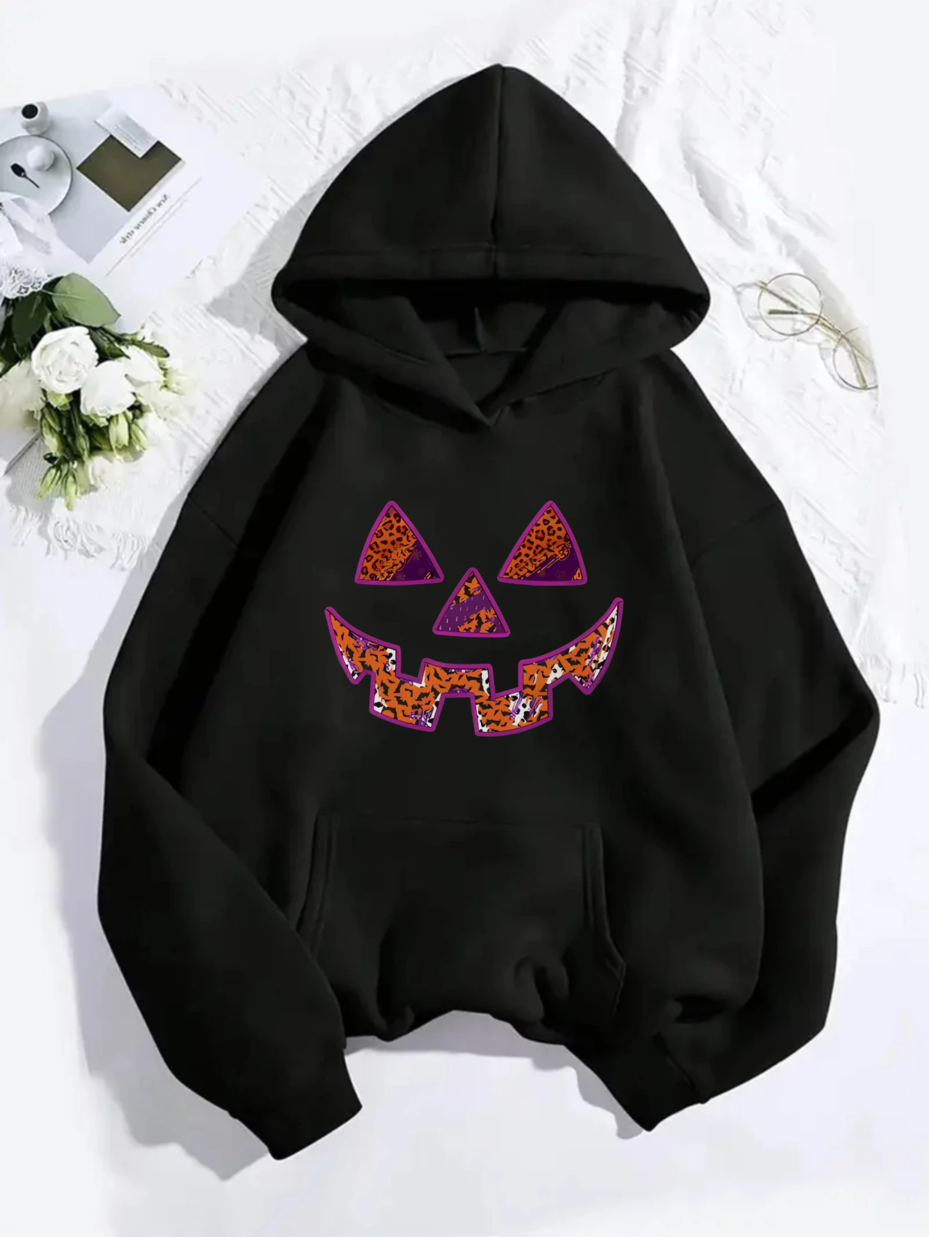 Halloween Graphic Printing Autumn and Winter Pure Cotton Men's and Women's Hoodies Outdoor Street Sports Training Brand Trend 
Halloween Graphic Printing Autumn and Winter Pure Cotton Men's and Women's Hoodies Outdoor Street Sports Training Brand Trend