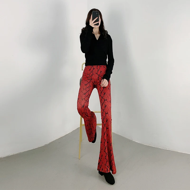 2022 Summer Autumn New Red Flare Pants Women Grinding Low Waist Thin Hips Skinny Full Length Trousers Holiday Wear
2022 Summer Autumn New Red Flare Pants Women Grinding Low Waist Thin Hips Skinny Full Length Trousers Holiday Wear