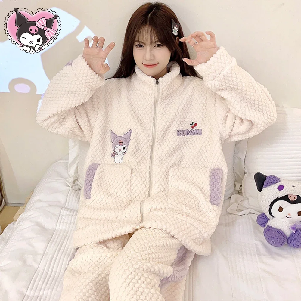Sanrioed Cartoon Kuromi Pajamas Suit Home Clothes Coral Fleece Soft Winter Tops Pants Women Plush Sleepwear Kawaii Homewear
Sanrioed Cartoon Kuromi Pajamas Suit Home Clothes Coral Fleece Soft Winter Tops Pants Women Plush Sleepwear Kawaii Homewear