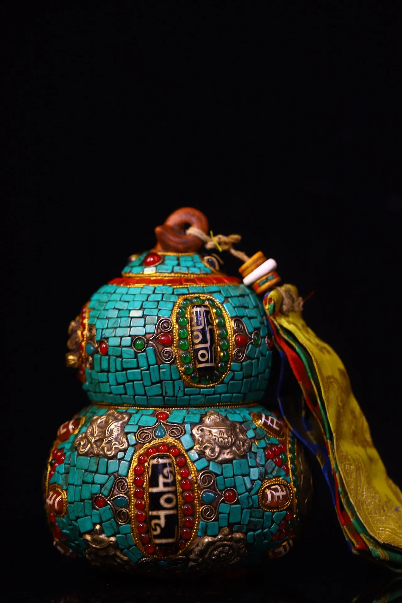 7"Tibetan Temple Collection Old Purple Clay Kettle Mosaic Gem gZi Beads Turquoise Manjusri Buddha Gourd Worship Hall Town house
7"Tibetan Temple Collection Old Purple Clay Kettle Mosaic Gem gZi Beads Turquoise Manjusri Buddha Gourd Worship Hall Town house