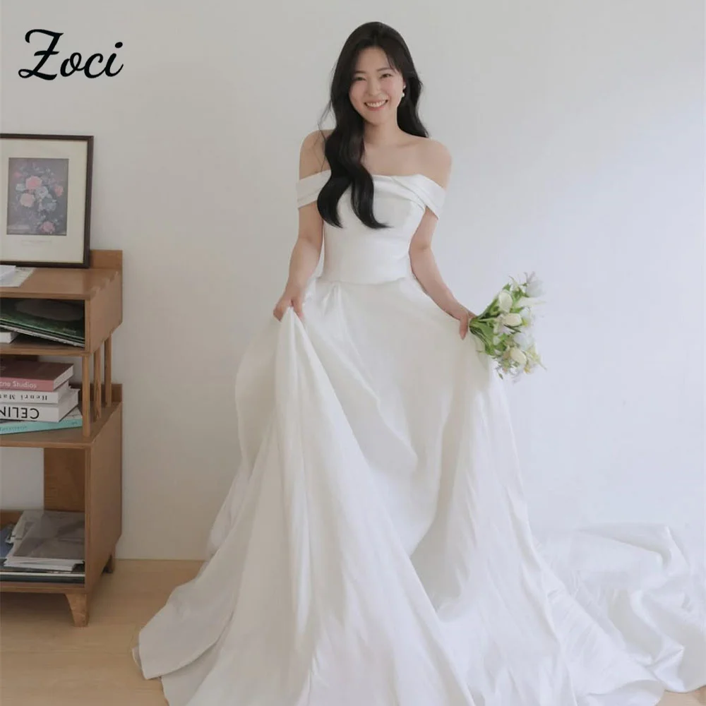 Zoci Pastrol Strapless Satin A Line Korea Wedding Dresses Off Shoulder Long Reception Dress Customized Bridal Gown Photos Shoot
Zoci Pastrol Strapless Satin A Line Korea Wedding Dresses Off Shoulder Long Reception Dress Customized Bridal Gown Photos Shoot