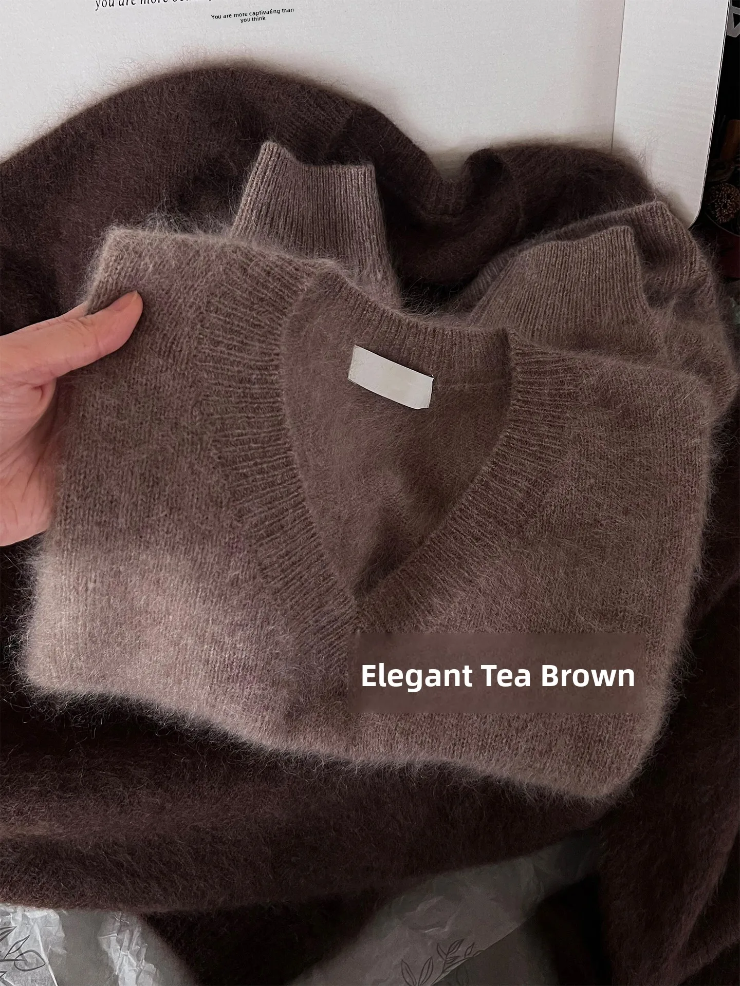 V-Ne Knitted Sweater Women's Autumn Winter Lazy High-End Feeling Inner Wear Outer Wear Camere Pullover Soft Long Sve Top
V-Ne Knitted Sweater Women's Autumn Winter Lazy High-End Feeling Inner Wear Outer Wear Camere Pullover Soft Long Sve Top