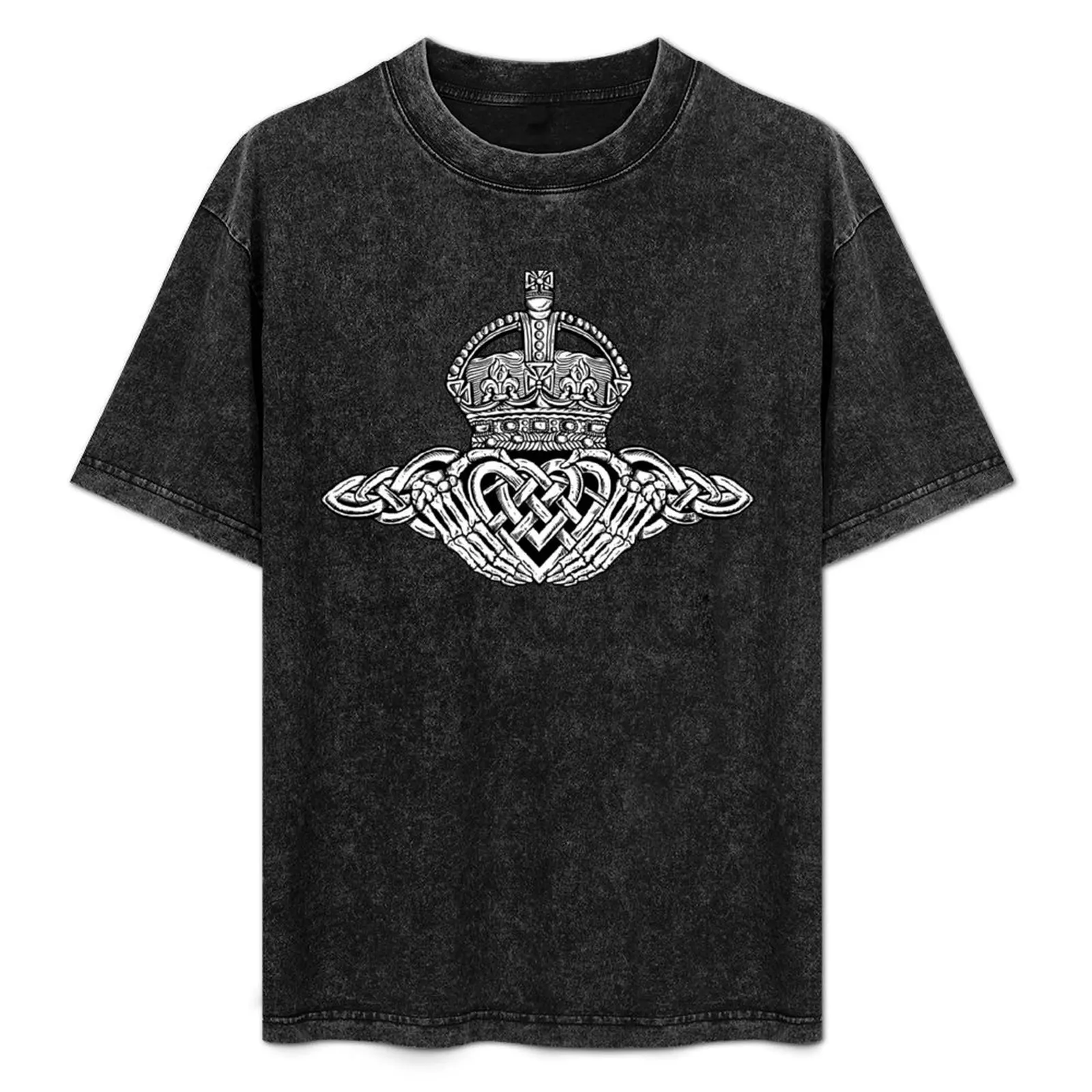 Skeleton Claddagh Black and White T-Shirt man t shirt Blouse anime clothes Men's clothing
Skeleton Claddagh Black and White T-Shirt man t shirt Blouse anime clothes Men's clothing