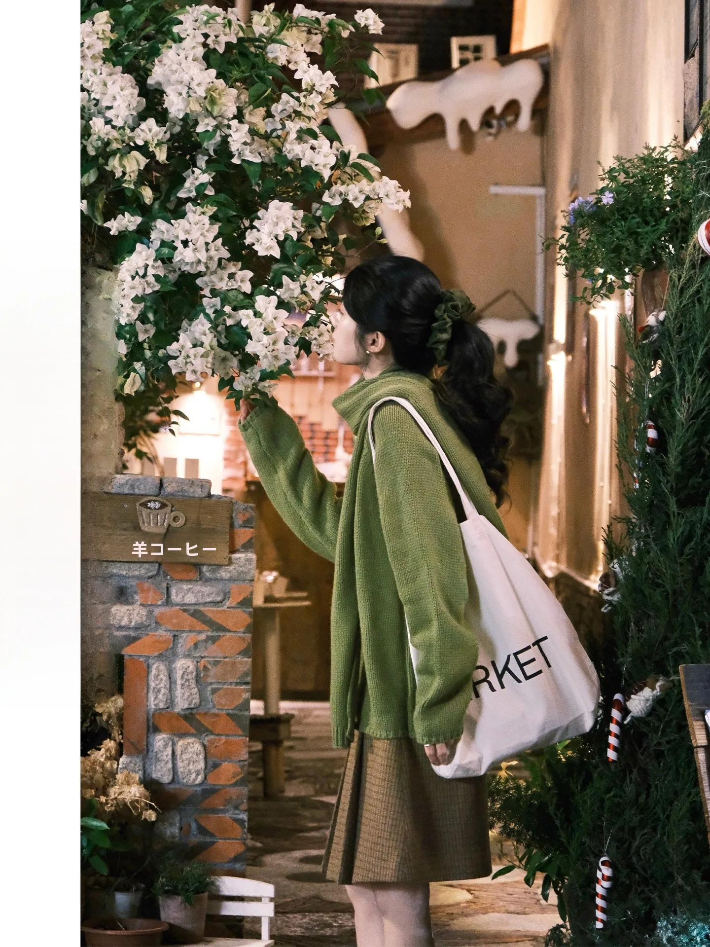 Свитер Rame Cisas Cisas свободного кроя, мягкий, крупной вязки, белый, с акцентными элементами, зимний, готовый к ношению, с круглым вырезом, длинный...
Свитер Rame Cisas Cisas свободного кроя, мягкий, крупной вязки, белый, с акцентными элементами, зимний, готовый к ношению, с круглым вырезом, длинный...