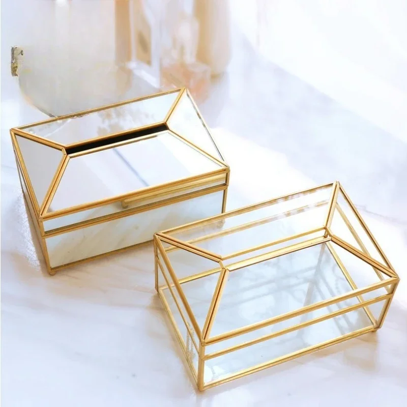 Creative brass glass tissue box living room household paper box high-end light luxury storage box
Creative brass glass tissue box living room household paper box high-end light luxury storage box
