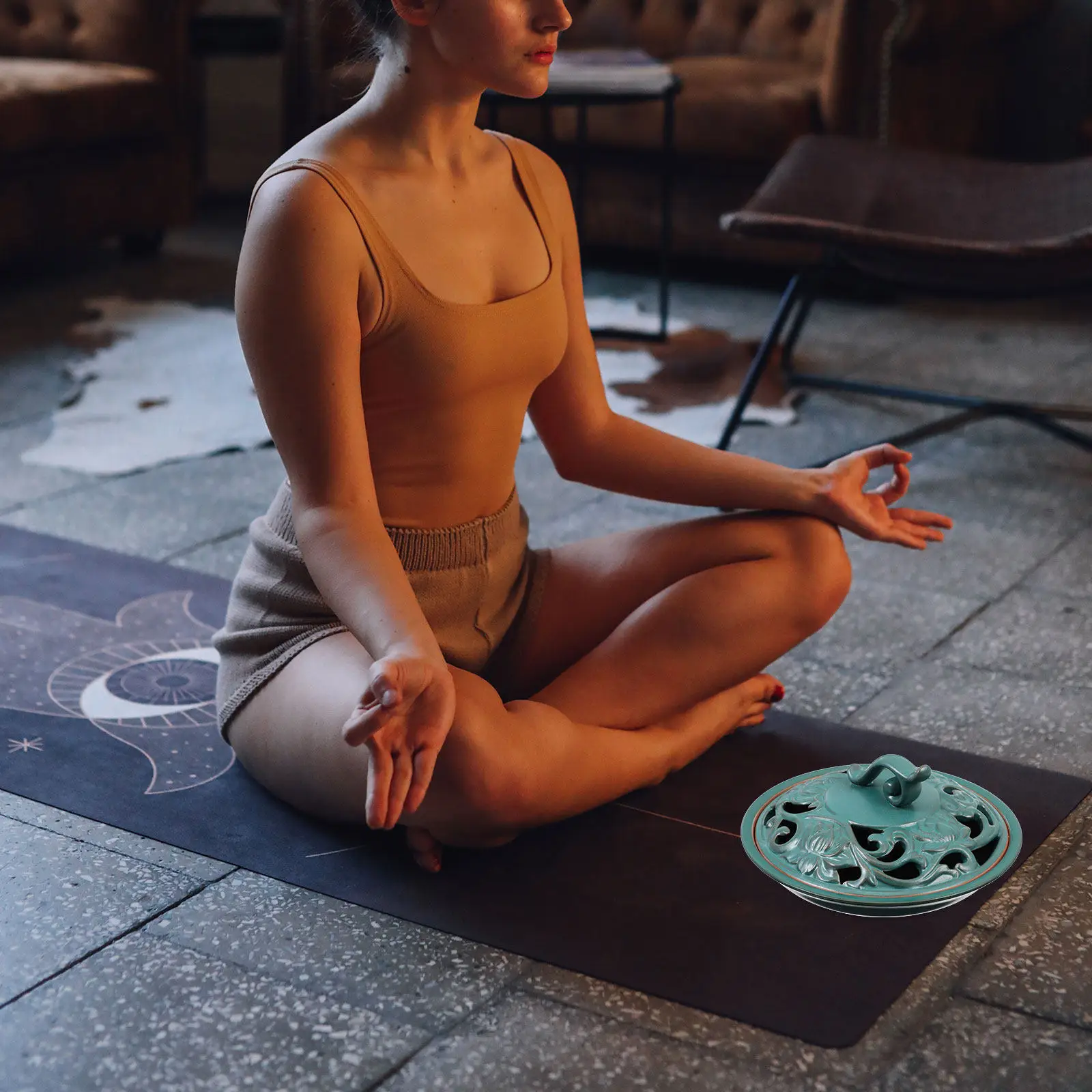 Home Censer Ceramic Incense Holder Exquisite Workmanship Design Suitable for Bedroom Living Room Dining Room Study
Home Censer Ceramic Incense Holder Exquisite Workmanship Design Suitable for Bedroom Living Room Dining Room Study