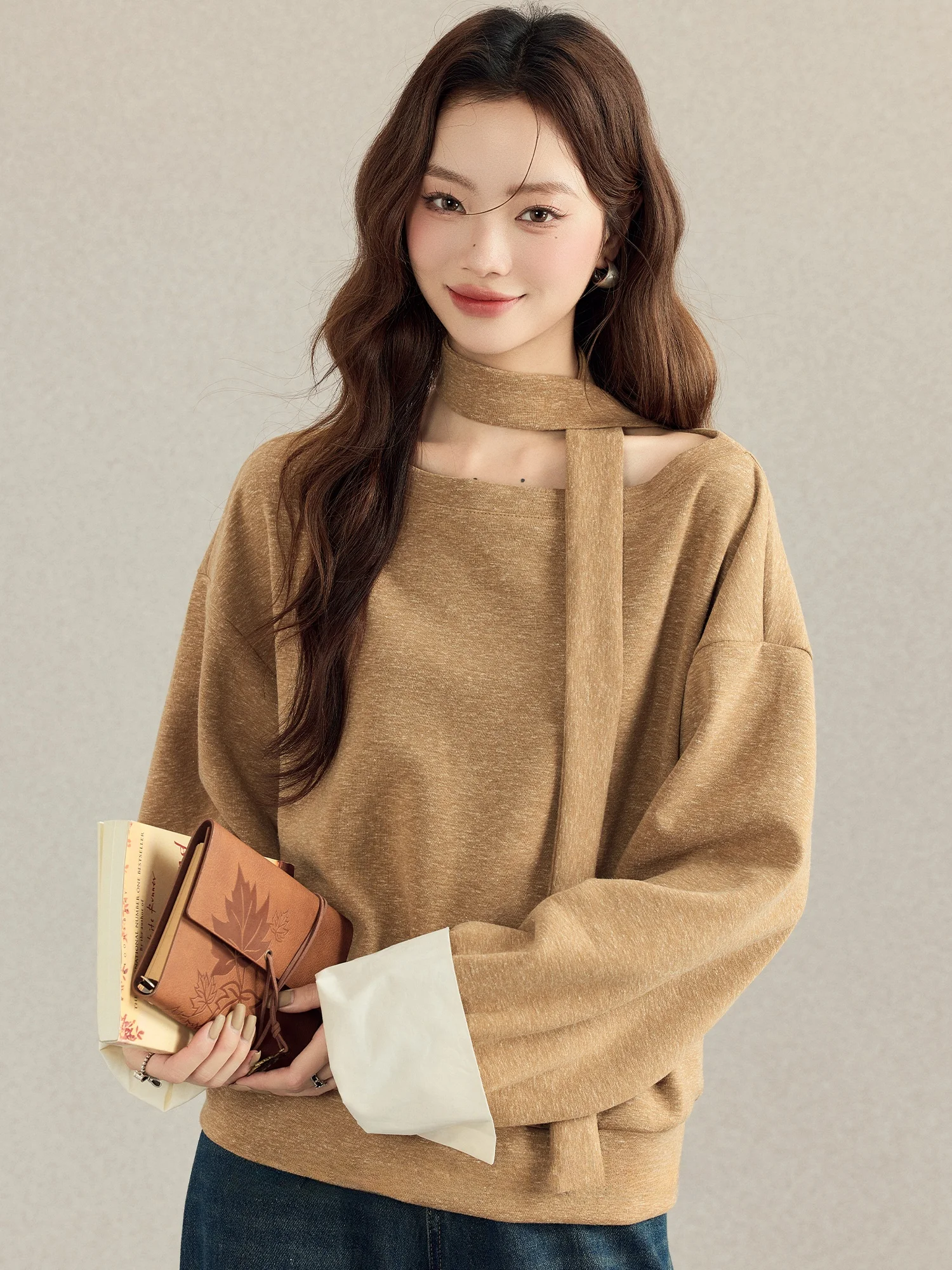 Свободный свитшот с круглым вырезом для женщин, модный повседневный лонгслив, базовый слой, винтажный дизайн, удобная вязаная футболка
Свободный свитшот с круглым вырезом для женщин, модный повседневный лонгслив, базовый слой, винтажный дизайн, удобная вязаная футболка