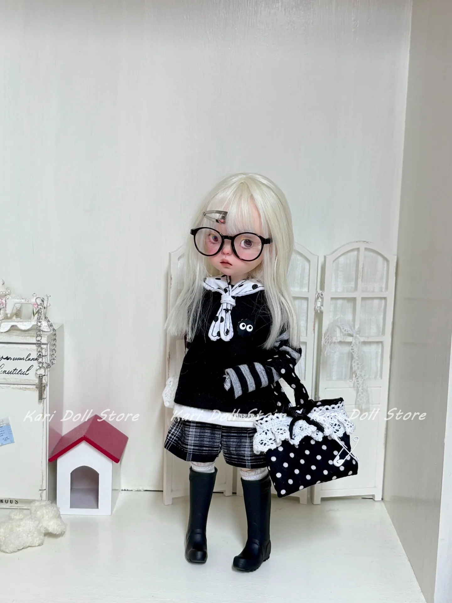2026 Kari Doll Clothes and skirts New Gray and Black Striped Vest and Shorts Set for Landazz Landoudou Doll
2026 Kari Doll Clothes and skirts New Gray and Black Striped Vest and Shorts Set for Landazz Landoudou Doll