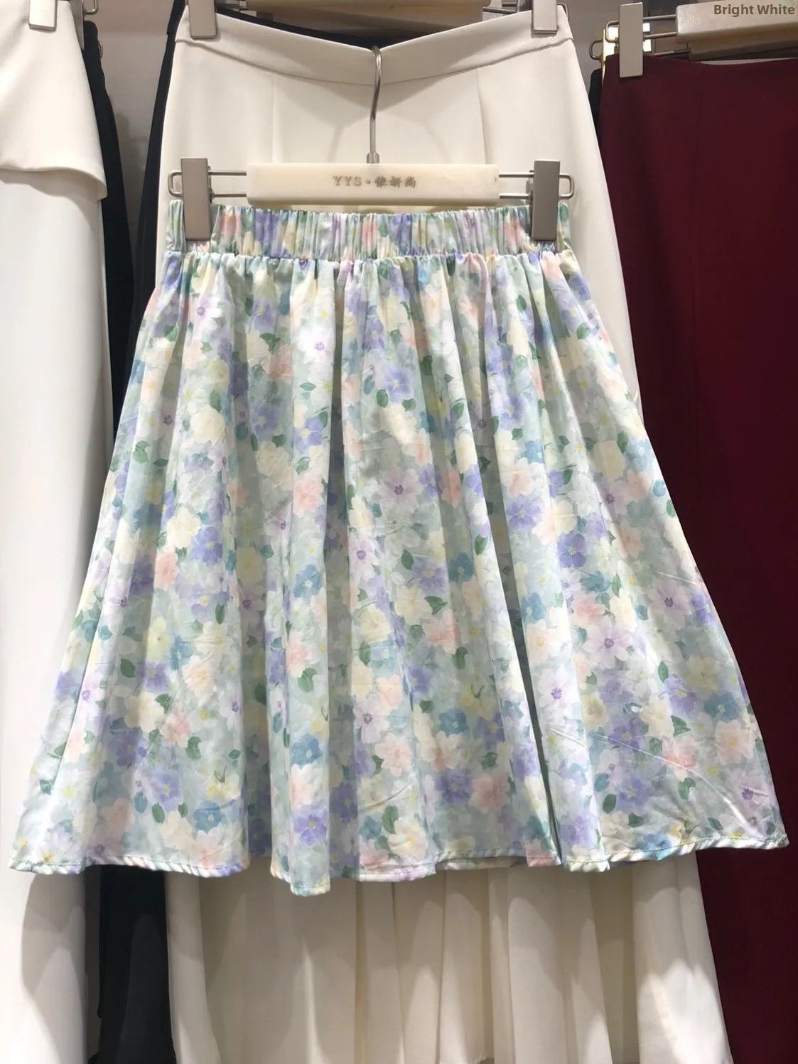 Sweet Floral Oil Painting Style Elastic Waist Half Skirt Gentle Girl Large Skirt A-Line Umbrella Skirt mid Short Skirts
Sweet Floral Oil Painting Style Elastic Waist Half Skirt Gentle Girl Large Skirt A-Line Umbrella Skirt mid Short Skirts
