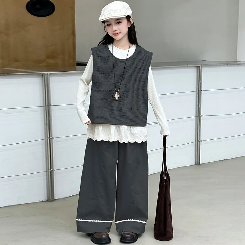 Осенний комплект из 3 предметов для школьниц, простая майка с длинными рукавами + жилет + широкие брюки, комплекты для юных девочек, свободные повседневные детские костюмы для девочек 
Осенний комплект из 3 предметов для школьниц, простая майка с длинными рукавами + жилет + широкие брюки, комплекты для юных девочек, свободные повседневные детские костюмы для девочек