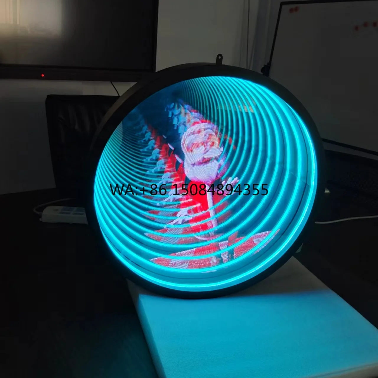 Advertising Equipment 3d Holographic Fan Signage Digital Screen Light Box Neon Infinity Mirror for Shop
Advertising Equipment 3d Holographic Fan Signage Digital Screen Light Box Neon Infinity Mirror for Shop