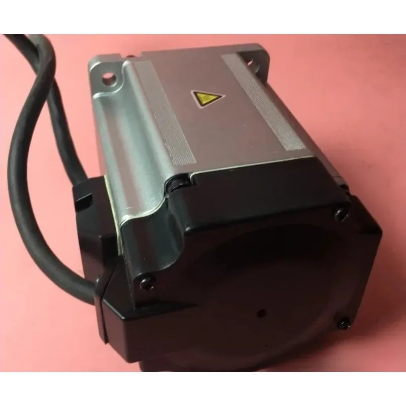 R88M-G75030H-S2-D/R88M-G75030H-S2-Z servo motor brand new original
R88M-G75030H-S2-D/R88M-G75030H-S2-Z servo motor brand new original