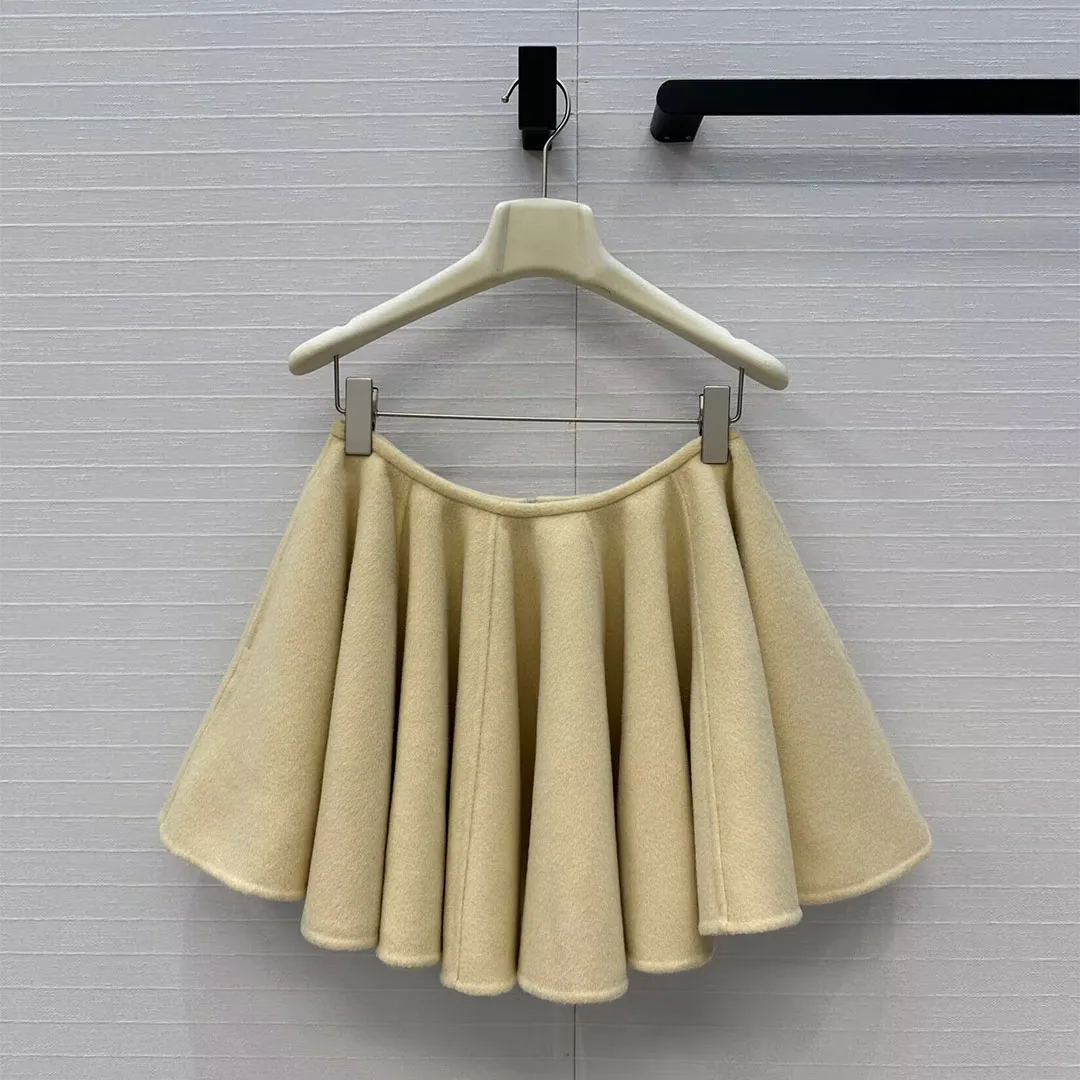 Best Quality Wool Cashmere Double Sided Woolen Mini Skirts Womens Sweet Girl Solid Color High Waist Big Buttom Fall Winter Skirt
Best Quality Wool Cashmere Double Sided Woolen Mini Skirts Womens Sweet Girl Solid Color High Waist Big Buttom Fall Winter Skirt