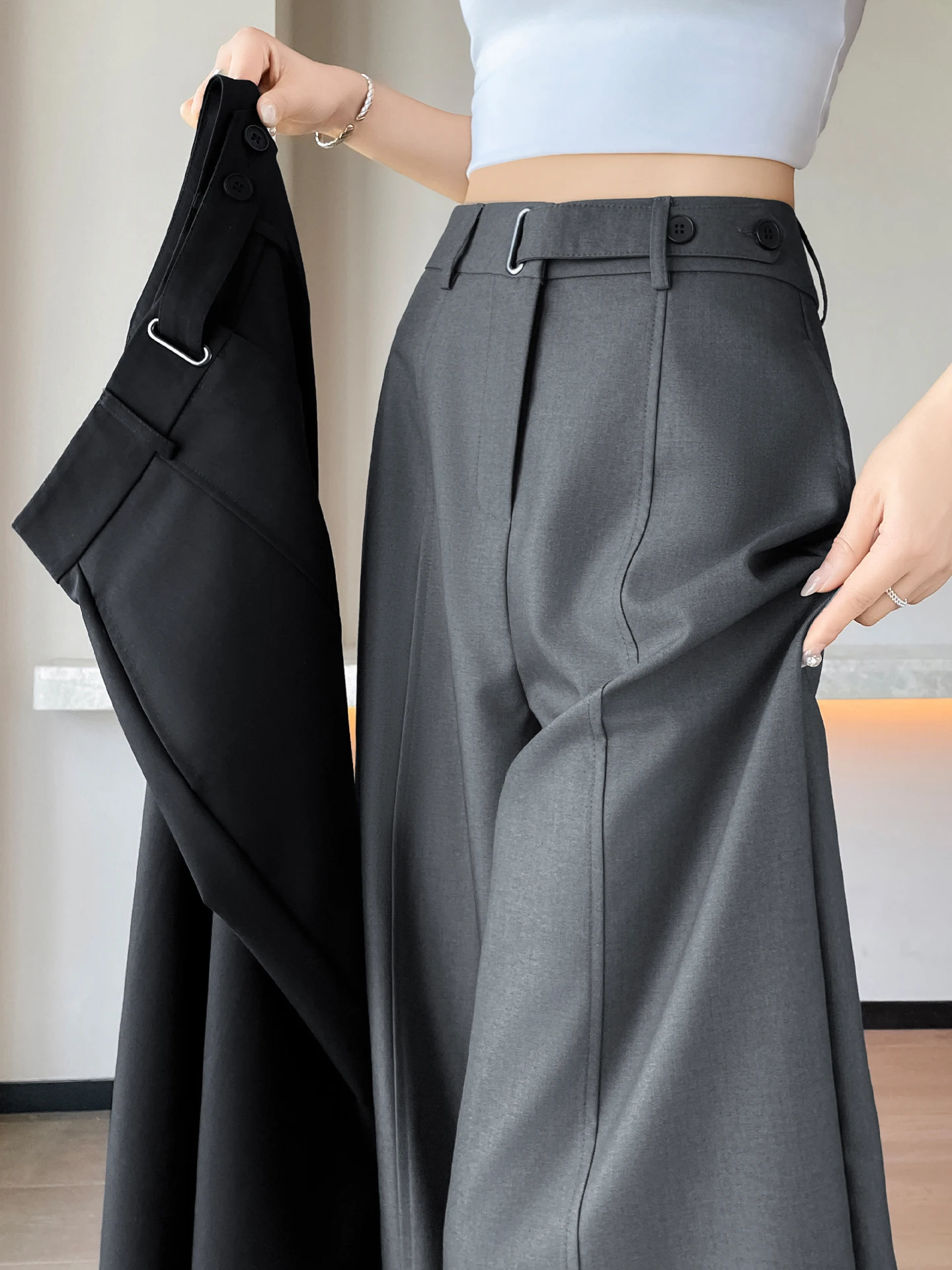 Slim Straight Ice Silk Blade Suit Pants Women's Summer New Thin High-End Drape Super Beautiful Wide Leg Trousers Commute Style
Slim Straight Ice Silk Blade Suit Pants Women's Summer New Thin High-End Drape Super Beautiful Wide Leg Trousers Commute Style
