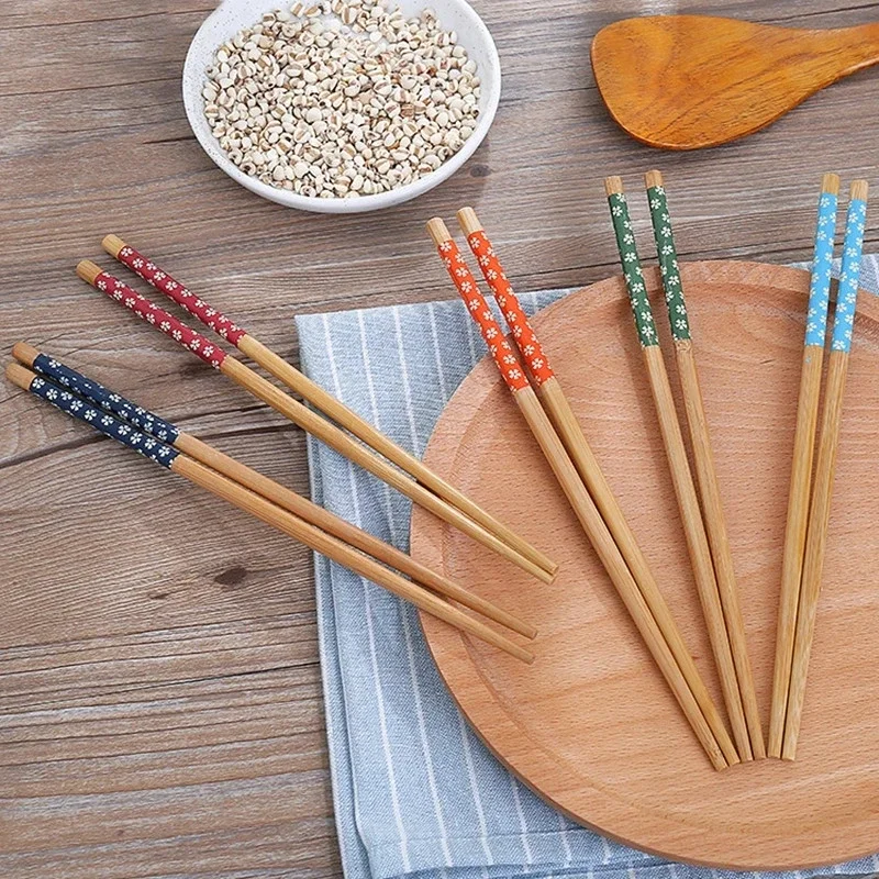 10 Pairs Reusable Chinese Classic Wooden Chopsticks Traditional Vintage Handmade Natural Flower Bamboo Chopsticks Sushi Tools
10 Pairs Reusable Chinese Classic Wooden Chopsticks Traditional Vintage Handmade Natural Flower Bamboo Chopsticks Sushi Tools