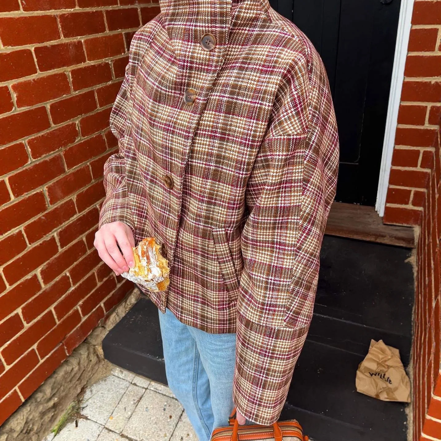 Popular Autumn and Winter Maillard Stand Collar Single Breasted Plaid Jacket 2025 European and American Fashion
Popular Autumn and Winter Maillard Stand Collar Single Breasted Plaid Jacket 2025 European and American Fashion