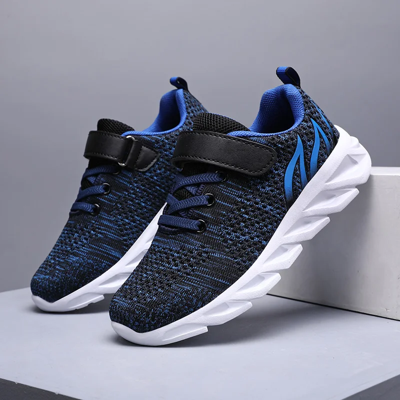 A pair of kids printed mesh velcro casual shoes, breathable supportive sneakers for all daily outdoor activities LS-DK8816
A pair of kids printed mesh velcro casual shoes, breathable supportive sneakers for all daily outdoor activities LS-DK8816