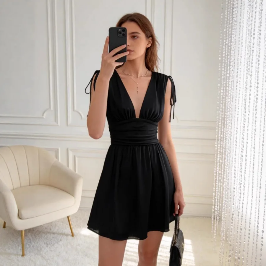 【New style】Specially available for black deep V-neck lace dress for women with waist waist and slimming sleeveless chiffon shor
【New style】Specially available for black deep V-neck lace dress for women with waist waist and slimming sleeveless chiffon shor