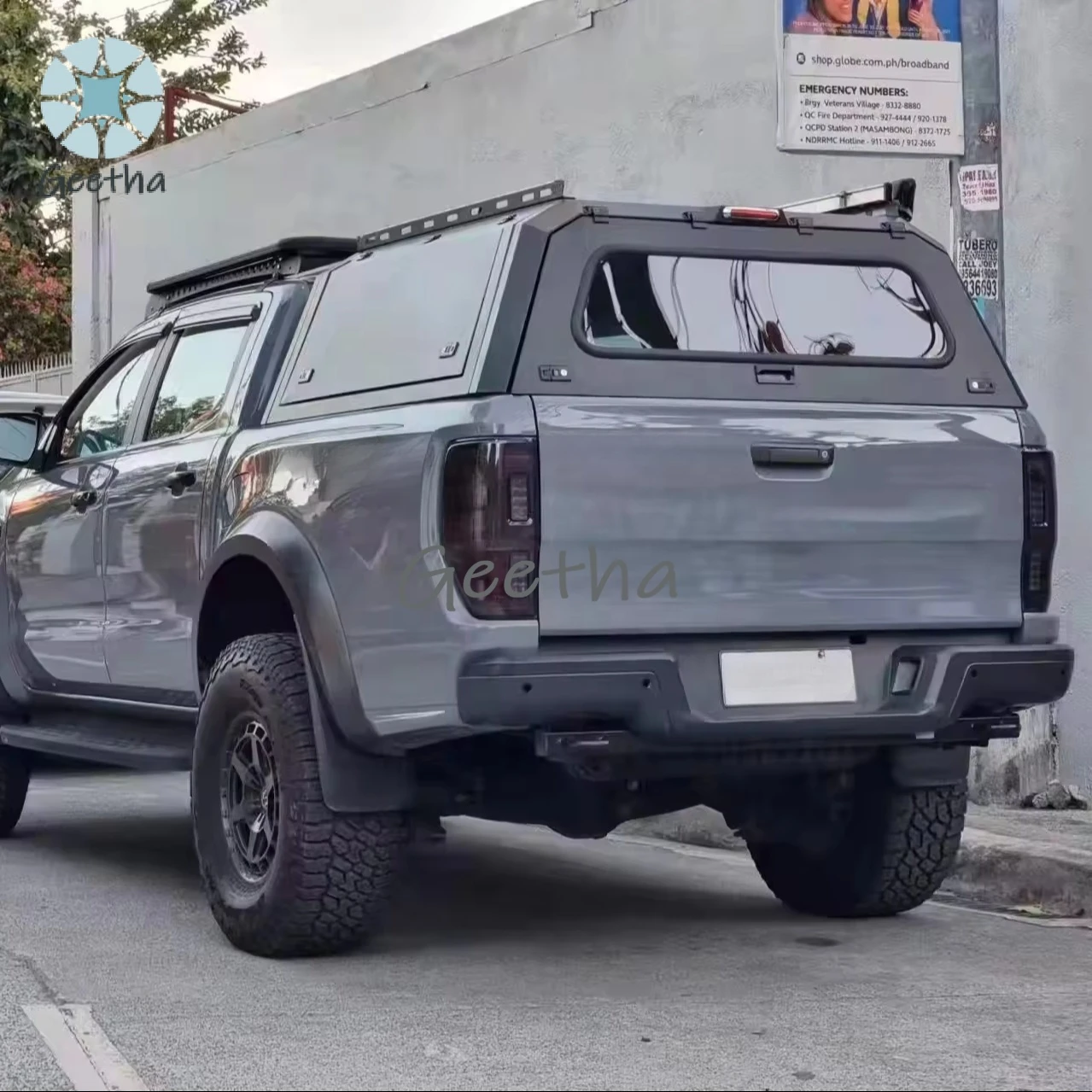For Hard Type Steel Topper Camper Pickup Tonneau Cover 4x4 Pickup Truck Canopy for FORD F150 250 RANGER Raptor
For Hard Type Steel Topper Camper Pickup Tonneau Cover 4x4 Pickup Truck Canopy for FORD F150 250 RANGER Raptor