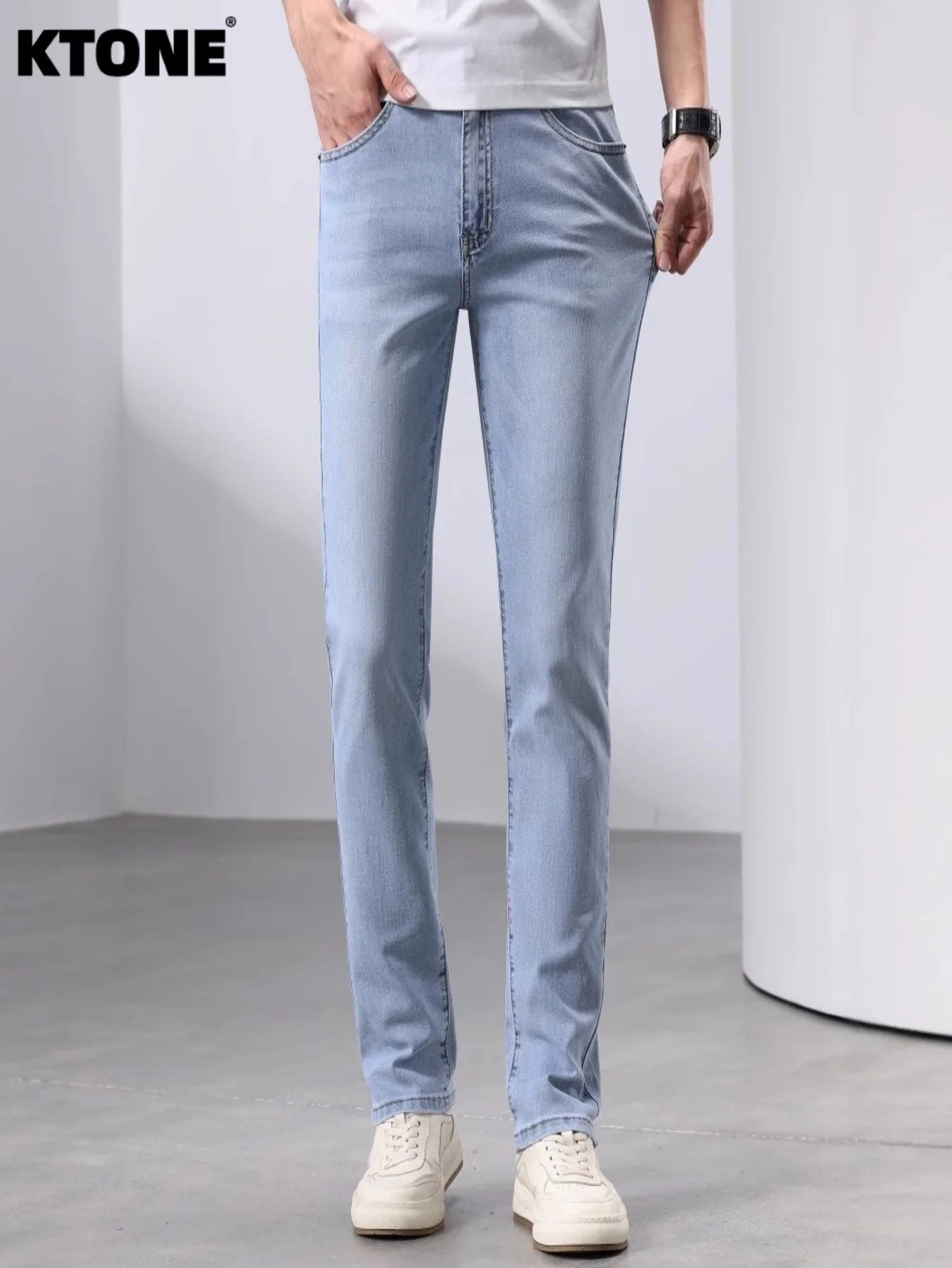 Unisex Denim Pants Blue Slim For Man Minimalist Original Drip Vintage Style No accessories or belts included
Unisex Denim Pants Blue Slim For Man Minimalist Original Drip Vintage Style No accessories or belts included