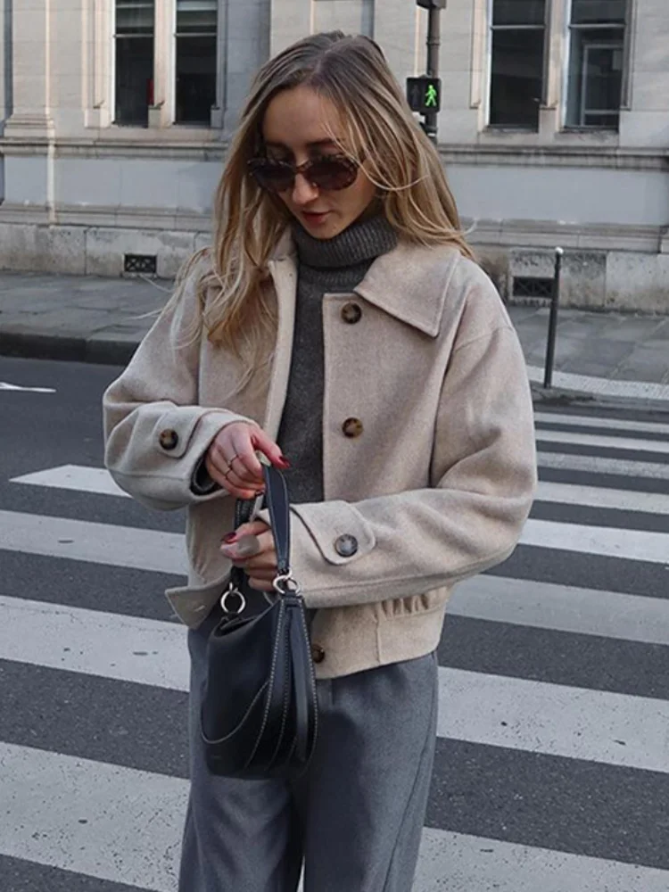 Casual Autumn Solid Short Wool Blend Jacket For Women Fashion Lapel Single Breasted Warm Outerwear 2024 Lady Versatile Coats
Casual Autumn Solid Short Wool Blend Jacket For Women Fashion Lapel Single Breasted Warm Outerwear 2024 Lady Versatile Coats