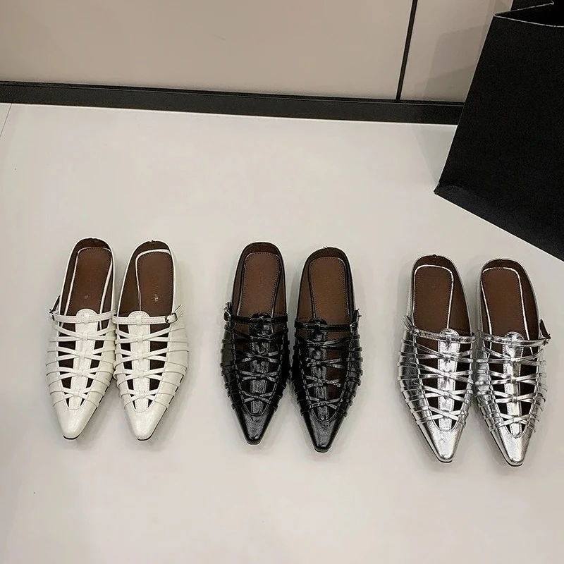 French Outside Wear Hollow Fashion Woven Baotou 2026 Pointed Toe Summer Flat New Slippers
French Outside Wear Hollow Fashion Woven Baotou 2026 Pointed Toe Summer Flat New Slippers