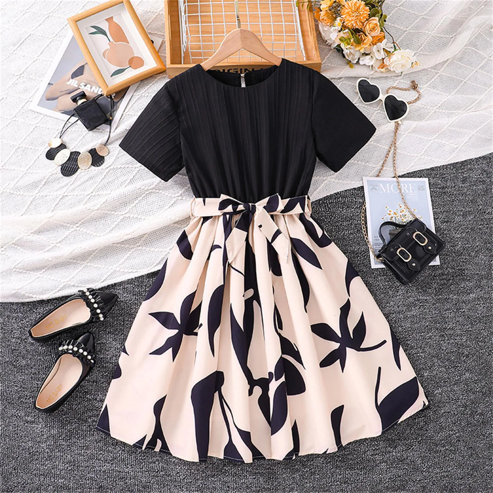 Kids Dress For Girls Black Short-Sleeved Printed Dress Sweet Style Birthday Party Clothes Princess Dress For 8-12 Years 2024 Hot
Kids Dress For Girls Black Short-Sleeved Printed Dress Sweet Style Birthday Party Clothes Princess Dress For 8-12 Years 2024 Hot