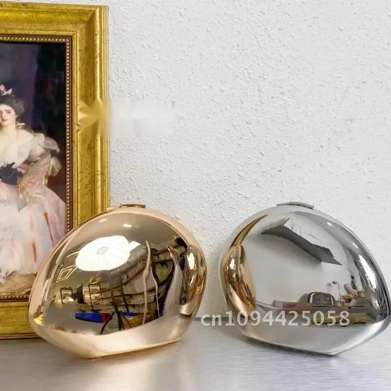 Metal Shell Shape Clutch Bag Smooth Mirror Surface Silver Purse Gold Women 2024 New Party Wholesale Handbag Evening Cute
Metal Shell Shape Clutch Bag Smooth Mirror Surface Silver Purse Gold Women 2024 New Party Wholesale Handbag Evening Cute