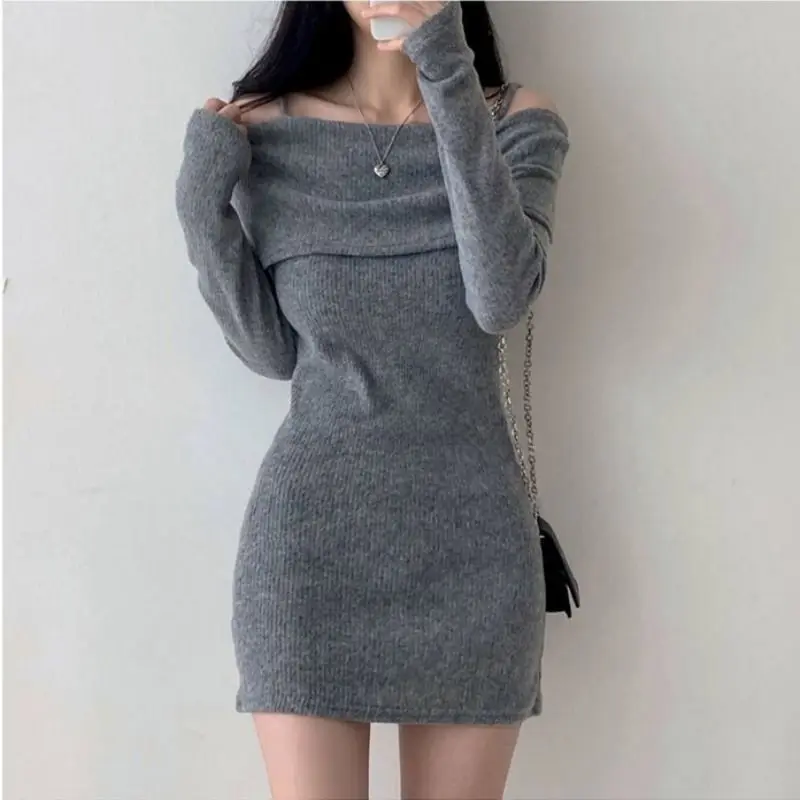 Short Skirt One Shoulder Black Gray Waist Slim Mini Dress 2024 Autumn And Winter New Women'S Knitted Crochet Hip Skirt
Short Skirt One Shoulder Black Gray Waist Slim Mini Dress 2024 Autumn And Winter New Women'S Knitted Crochet Hip Skirt