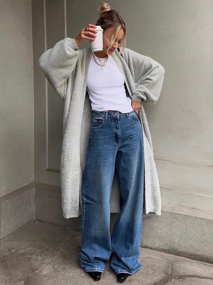 Trendix Faux Mink Knit Cardigan Sweater Women 2025 Autumn Fashion Long Sleeve Maxi Overcoat Winter Street Loose Knitwear Coats
Trendix Faux Mink Knit Cardigan Sweater Women 2025 Autumn Fashion Long Sleeve Maxi Overcoat Winter Street Loose Knitwear Coats