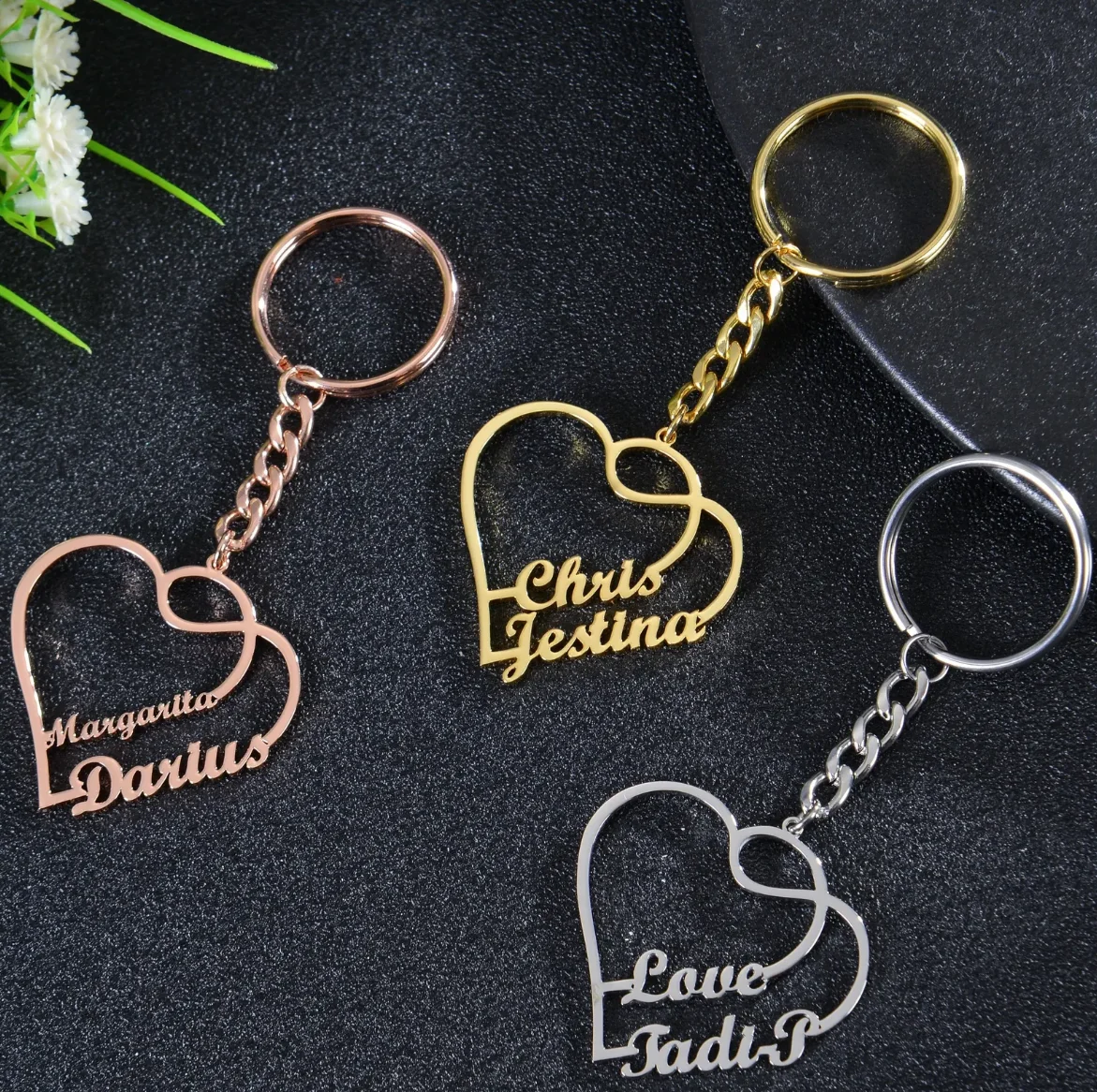 Personalized customized stainless steel heart-shaped keychain, friend's birthday gift for husband's wedding anniversary gift
Personalized customized stainless steel heart-shaped keychain, friend's birthday gift for husband's wedding anniversary gift
