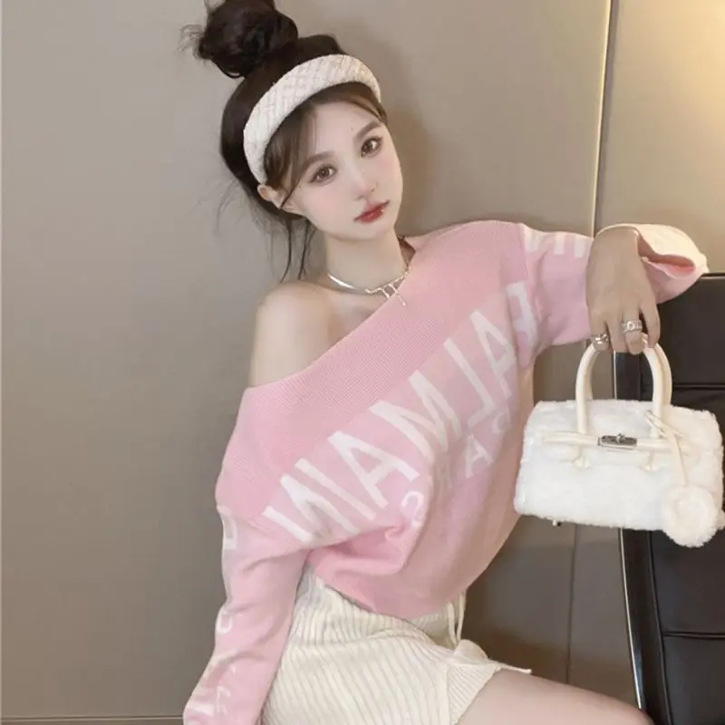 Sweet Preppy Style Knitting Bottoming Shirt Women Autumn Winter Fashion Letter Solid Color Sweater Trend All-match Knitwear Tops
Sweet Preppy Style Knitting Bottoming Shirt Women Autumn Winter Fashion Letter Solid Color Sweater Trend All-match Knitwear Tops