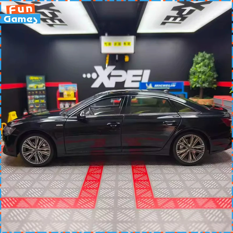 Audi A6l 118 Scale Original Alloy Car Model Full Open Doors High End Limited Collection Decoration Gift For Car Enthusiasts
Audi A6l 118 Scale Original Alloy Car Model Full Open Doors High End Limited Collection Decoration Gift For Car Enthusiasts