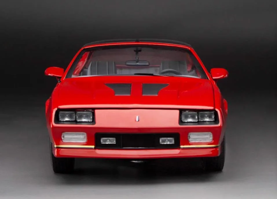 1/18 Rare New Arrival Special Price Diecast Metal American 1985 Vintage Convertible Car Model Furniture Display Toys Children
1/18 Rare New Arrival Special Price Diecast Metal American 1985 Vintage Convertible Car Model Furniture Display Toys Children