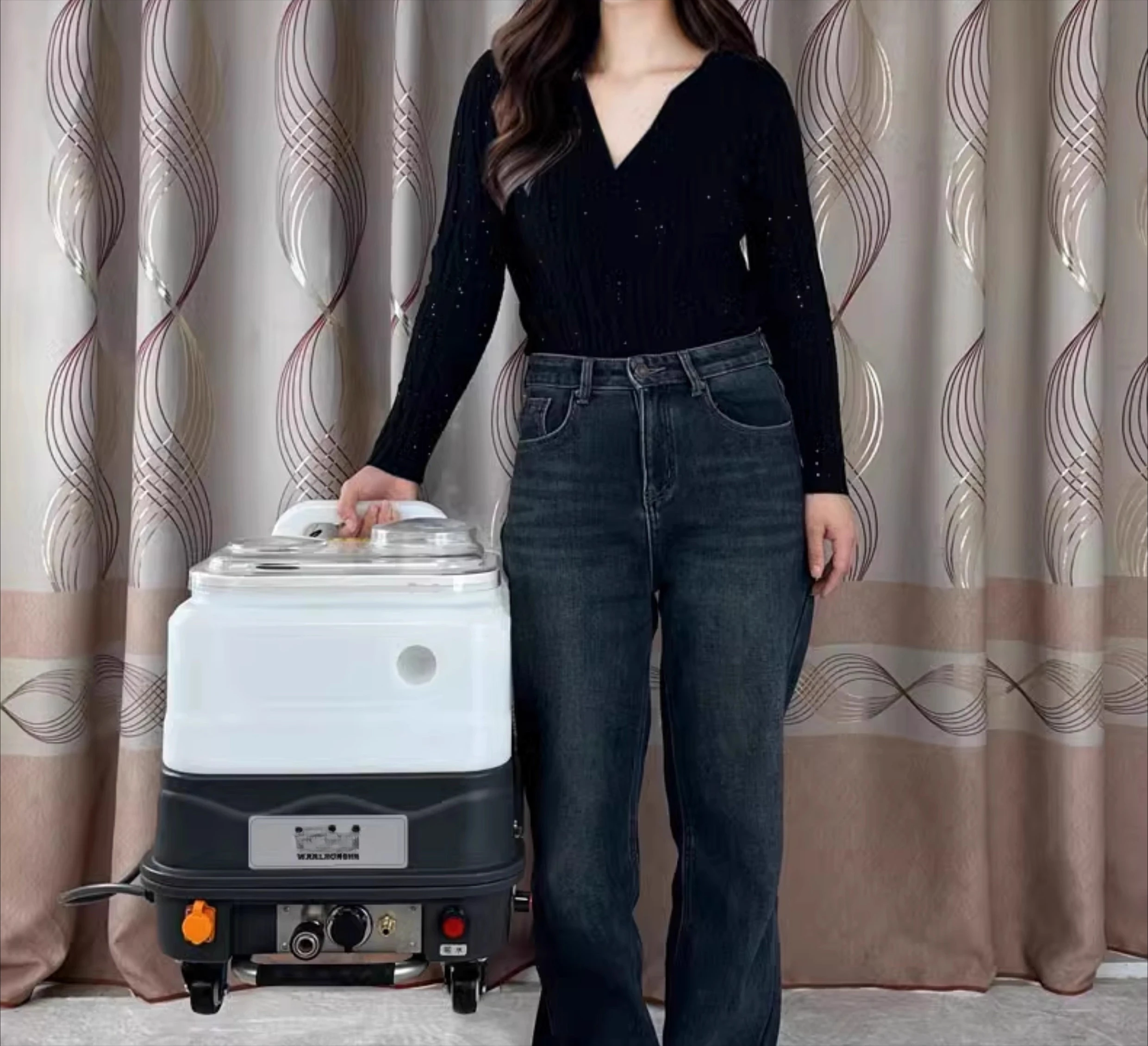 Small high pressure and high temperature steam spray special suction integrated cleaning machine
Small high pressure and high temperature steam spray special suction integrated cleaning machine