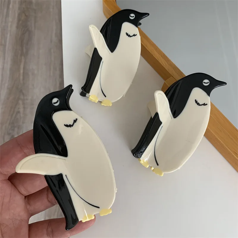Creative Design Cartoon Pet Penguin Hair Clips Black and White Acetate Emperor Penuins Shark Clip Hair Accessories for Women
Creative Design Cartoon Pet Penguin Hair Clips Black and White Acetate Emperor Penuins Shark Clip Hair Accessories for Women