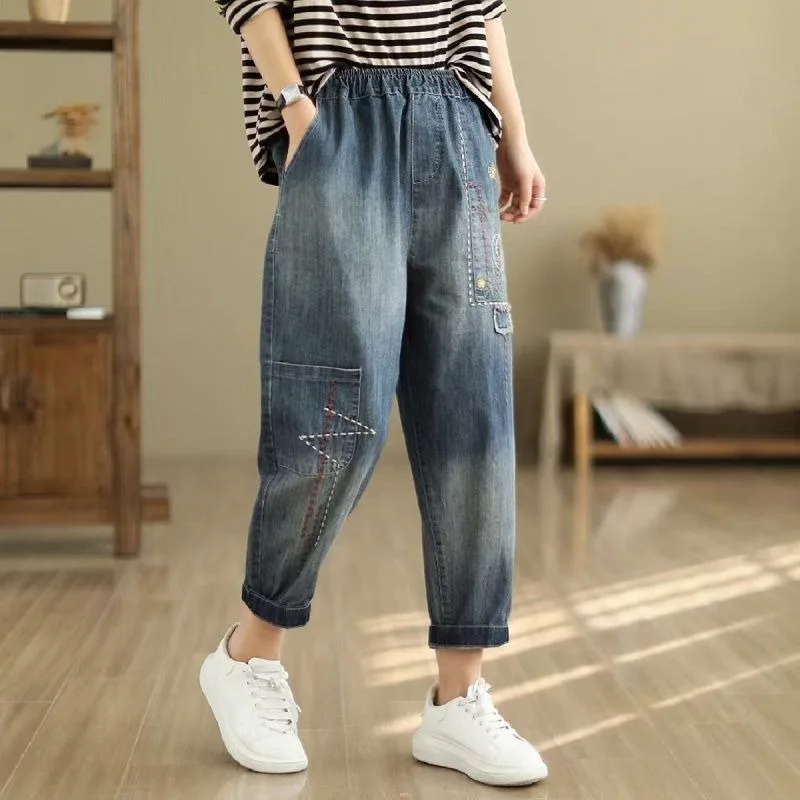 Women casual cropped jeans elastic high waist loose harem style vintage stitch patchwork plus size friendly slim fit daily wear
Women casual cropped jeans elastic high waist loose harem style vintage stitch patchwork plus size friendly slim fit daily wear