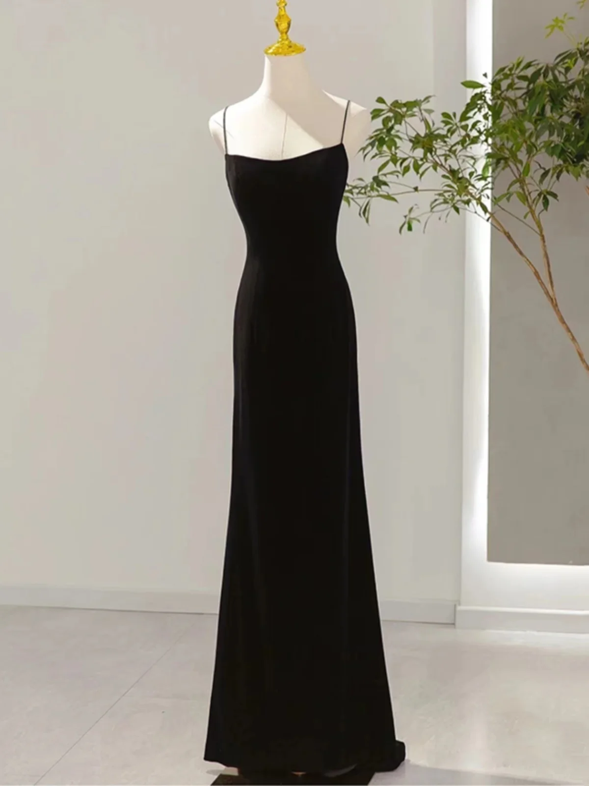 Ele Bla Strapl Long Evening Gown Hepburn Sle Faionable Birthday Host Dr 2026 New Collection Tailored Fit
Ele Bla Strapl Long Evening Gown Hepburn Sle Faionable Birthday Host Dr 2026 New Collection Tailored Fit