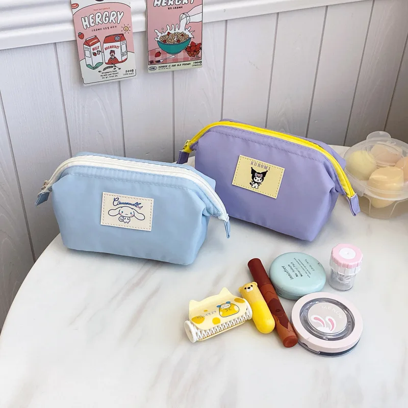 Sanrio Kuromi My Melody Cinnamoroll Makeup Bag Kawaii Anime Large Capacity Pen Bag Girl Heart Cute Storage Bag Gift for Kids
Sanrio Kuromi My Melody Cinnamoroll Makeup Bag Kawaii Anime Large Capacity Pen Bag Girl Heart Cute Storage Bag Gift for Kids