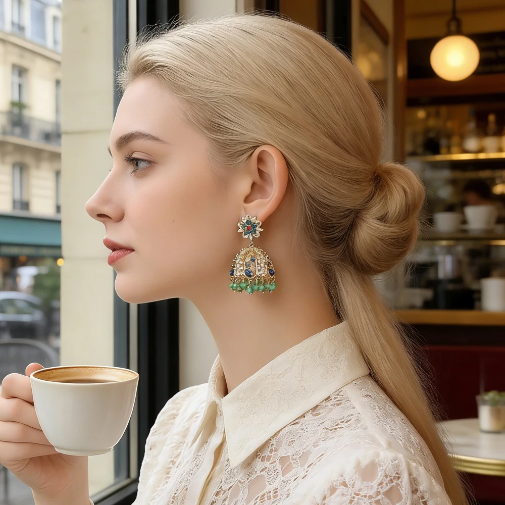 Zircon Indian Jhumka Jhumki Bollywood Ethnic Gypsy Crystal Beads Tassel Bells Drop Earrings Bridal Wedding Party Jewelry Gifts
Zircon Indian Jhumka Jhumki Bollywood Ethnic Gypsy Crystal Beads Tassel Bells Drop Earrings Bridal Wedding Party Jewelry Gifts