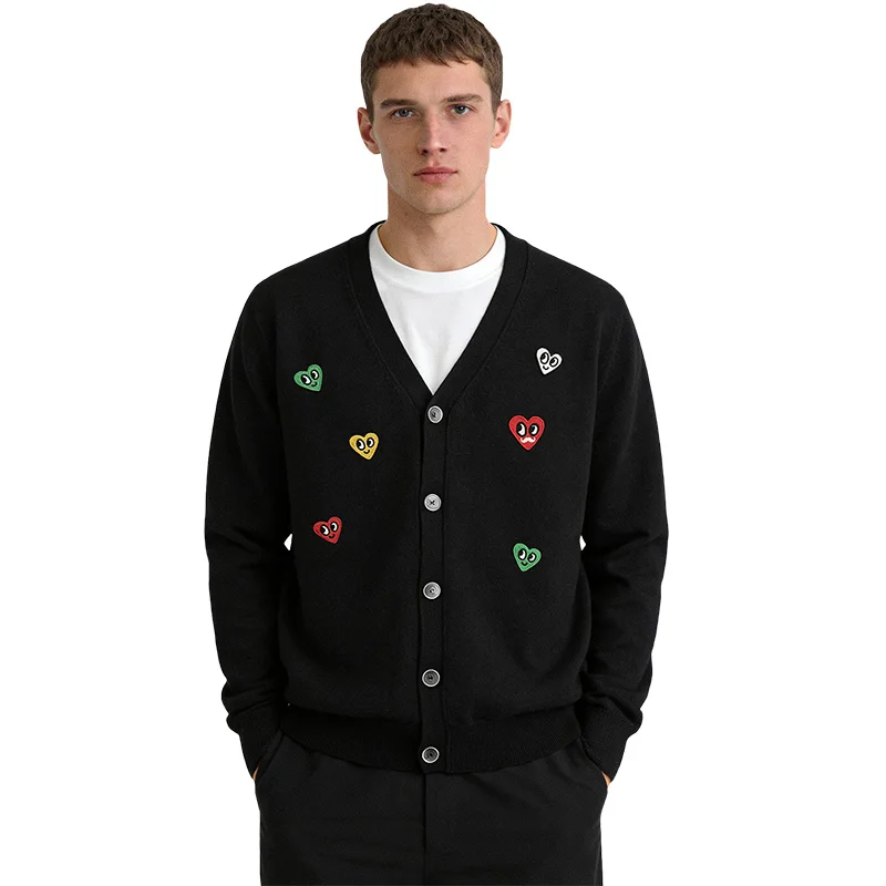 Мужской повседневный шерстяной кардиган с v-образным вырезом, прямой крой, 3D вышивка, красный/красочный трикотаж с узором в виде сердца и глаз, весна-осень
Мужской повседневный шерстяной кардиган с v-образным вырезом, прямой крой, 3D вышивка, красный/красочный трикотаж с узором в виде сердца и глаз, весна-осень