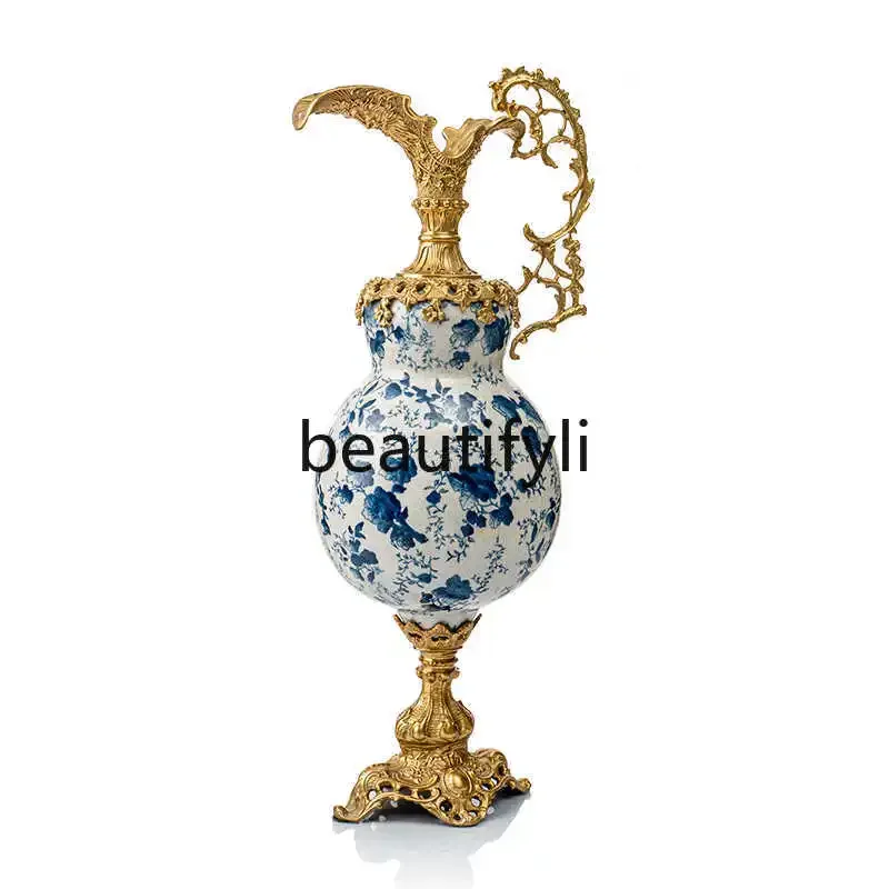 Neoclassical blue and white porcelain vase European-style home entrance TV cabinet decorative handicraft ornament
Neoclassical blue and white porcelain vase European-style home entrance TV cabinet decorative handicraft ornament